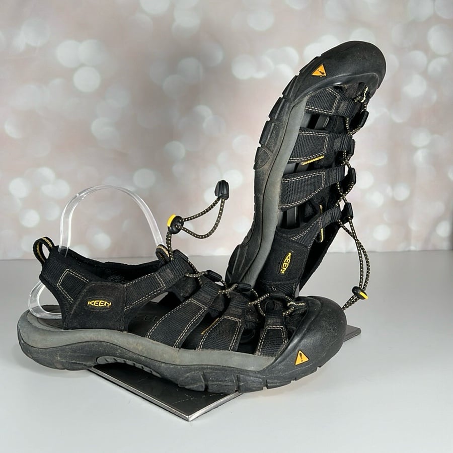 KEEN Black & Yellow Outdoor Sandals Size 10.5