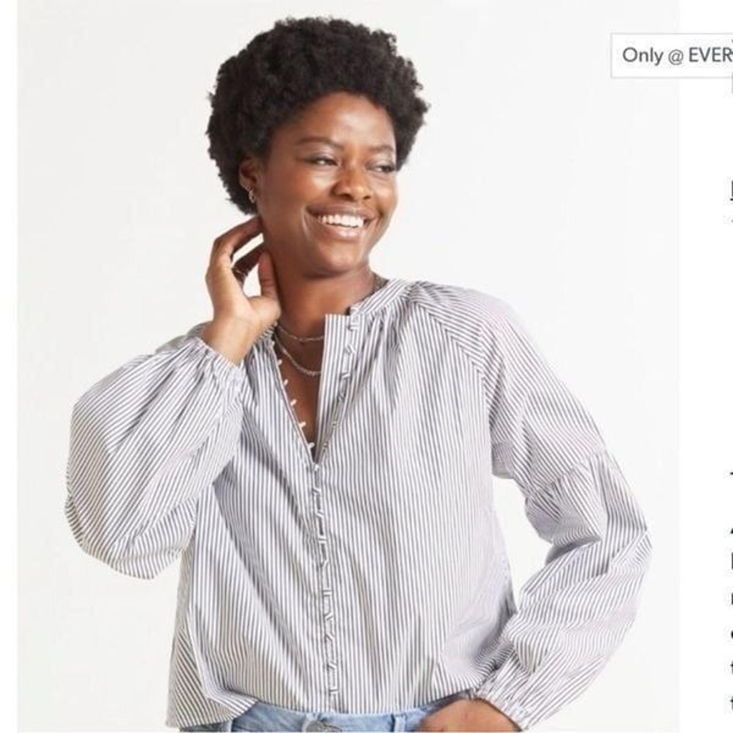 Evereve Sofia White Gray Striped Button Down Top Medium