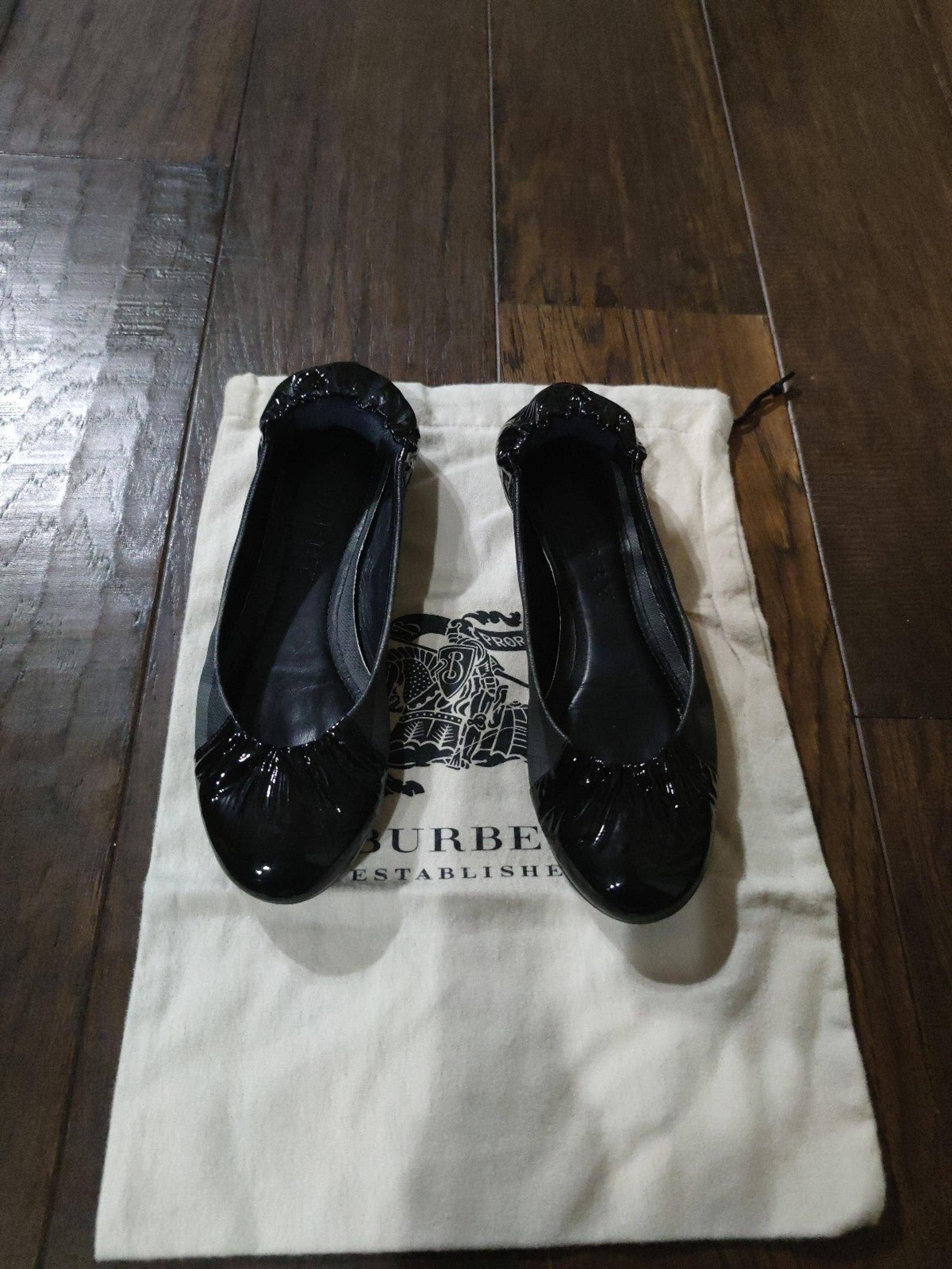 Burberry classic flats black grey size 37.5