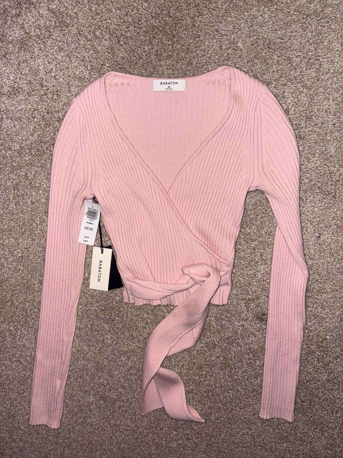 Aritzia babaton NWT Romeo sweater pink XS 128