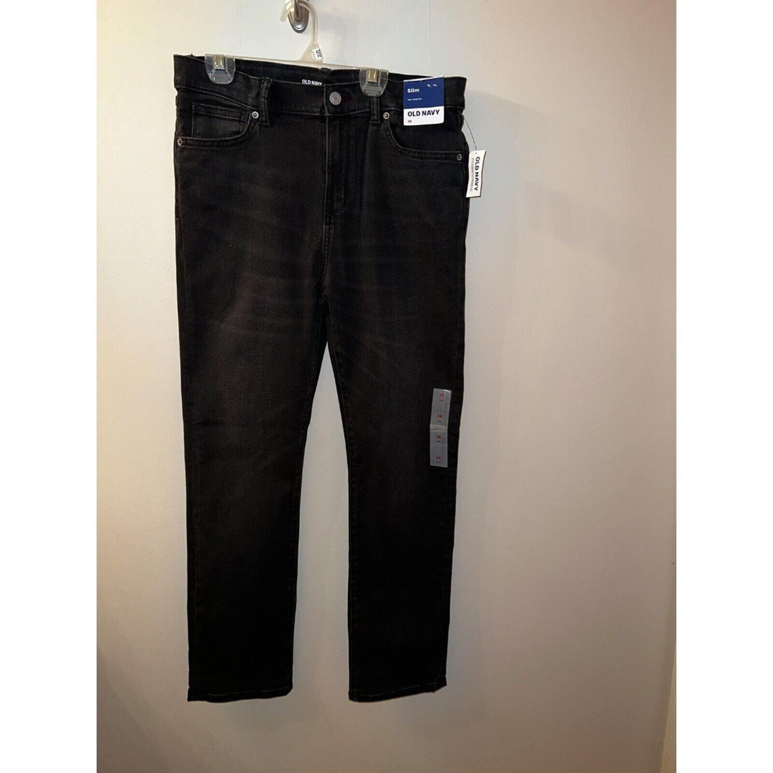 Old Navy Women's Black 360 Stretch Slim Fit Jeans Built In Tough. Size 18 NWT