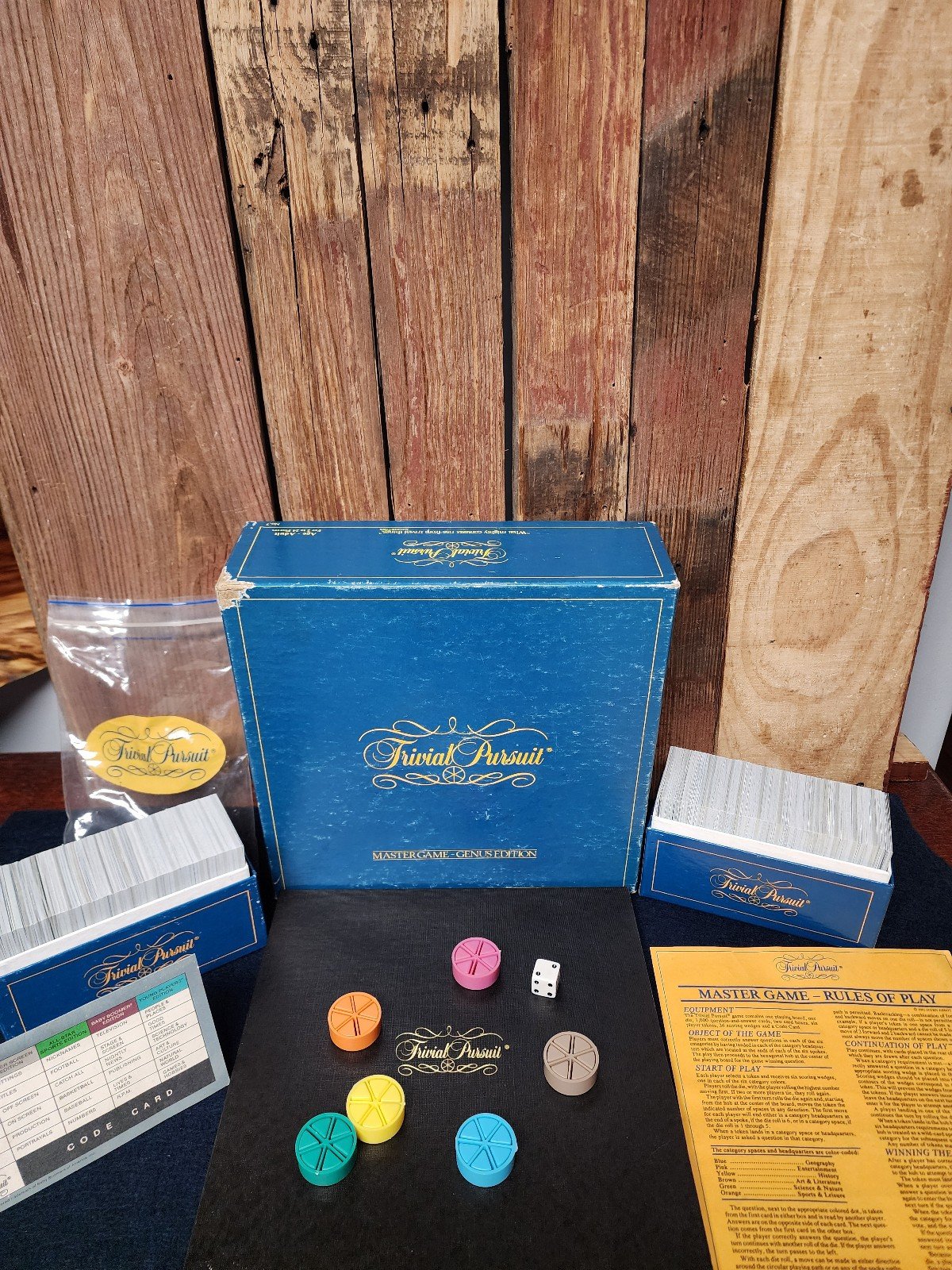 Vintage Trivial Pursuit MasterGame - Genus Edition