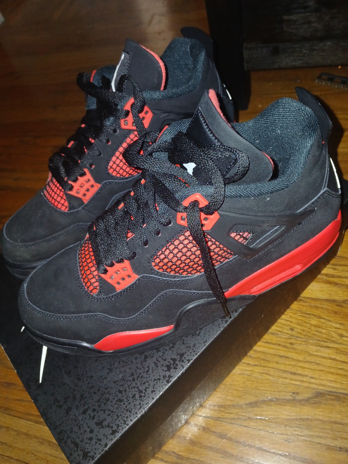 Jordan 4 Red Thunder