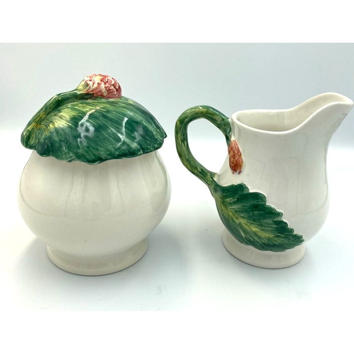 Vintage Handmade Majolica Creamer & Sugar Bowl Set Sweet Strawberry Made In Ital