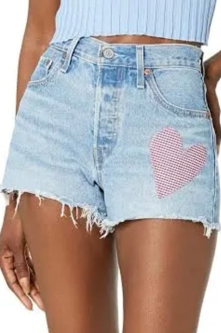 Levi’s 501 150th Anniversary Heart Jean Short Women’s Size 18W.