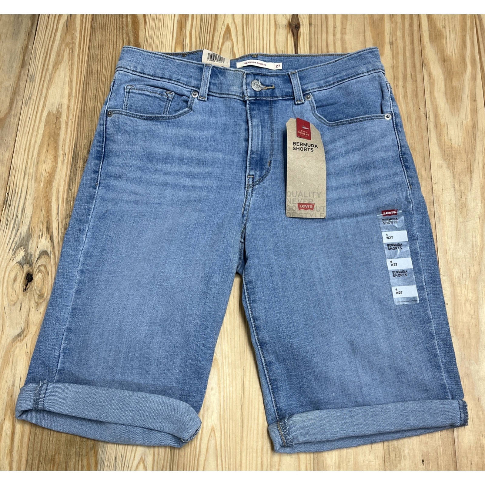WOMEN’S LEVI'S CLASSIC BERMUDA Mid Rise SHORTS Sz 4/27