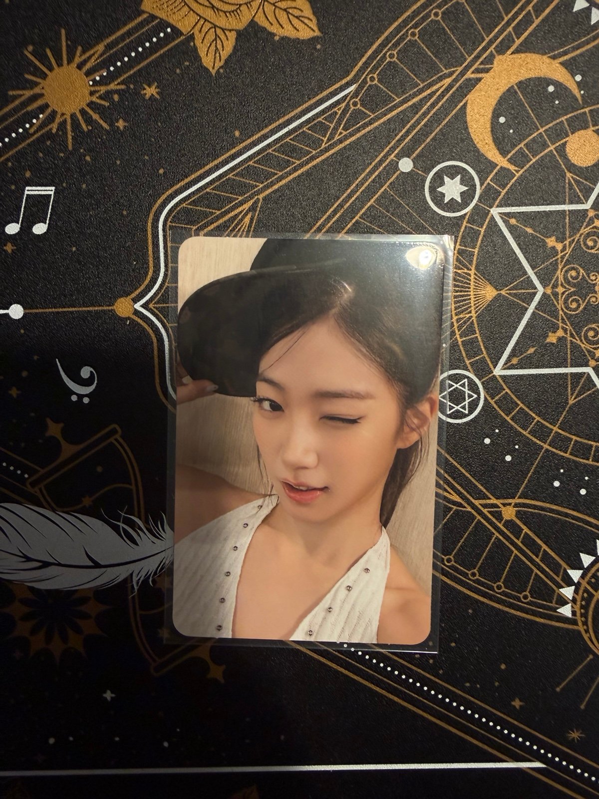 Le Sserafim Kazuha Spaghetti Hello82 Exclusive Pop-up Photocard