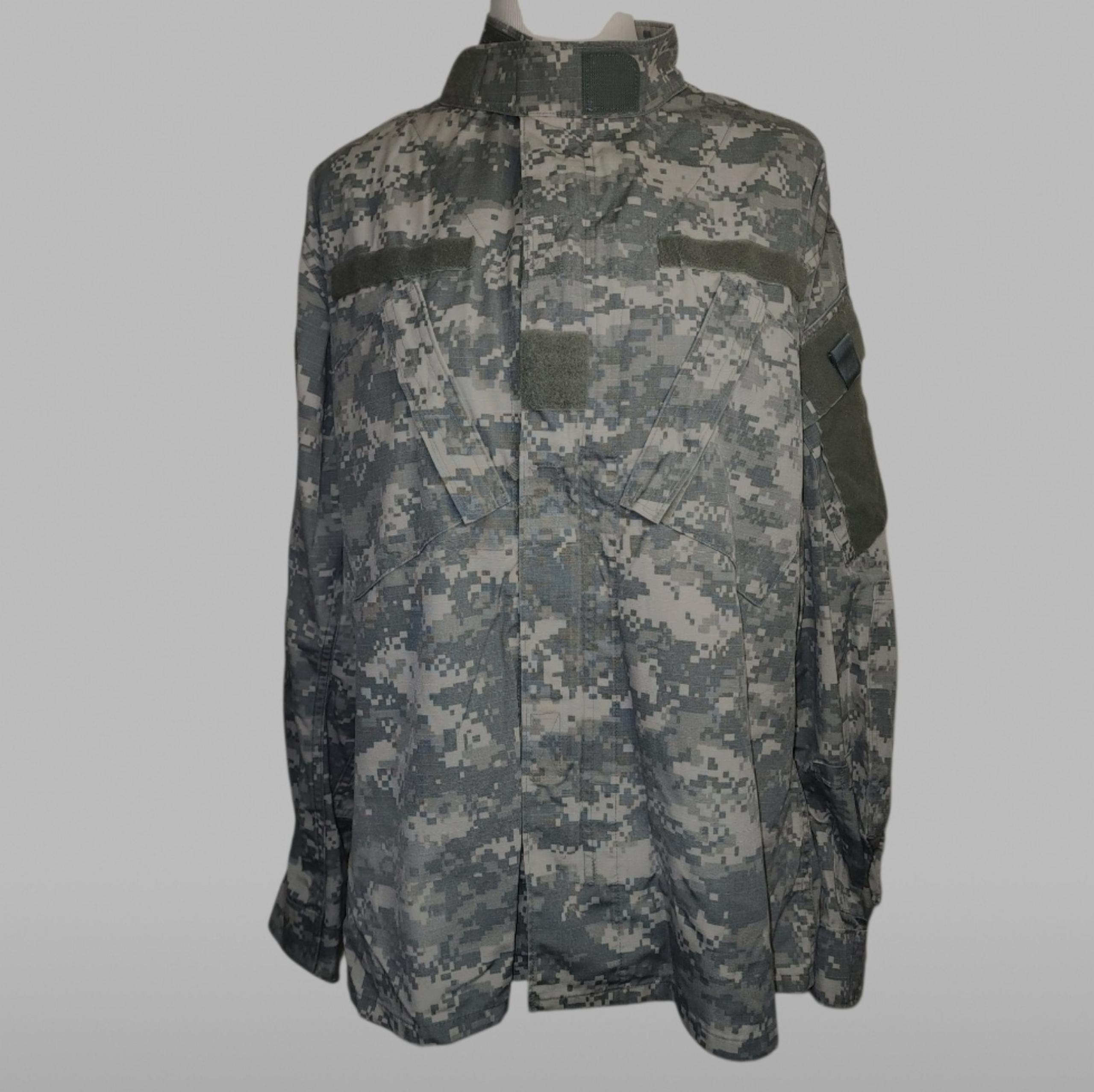 Army Military Mens MEDIUM Camouflage Collared Jacket Pockets Outdoors Gorpcore