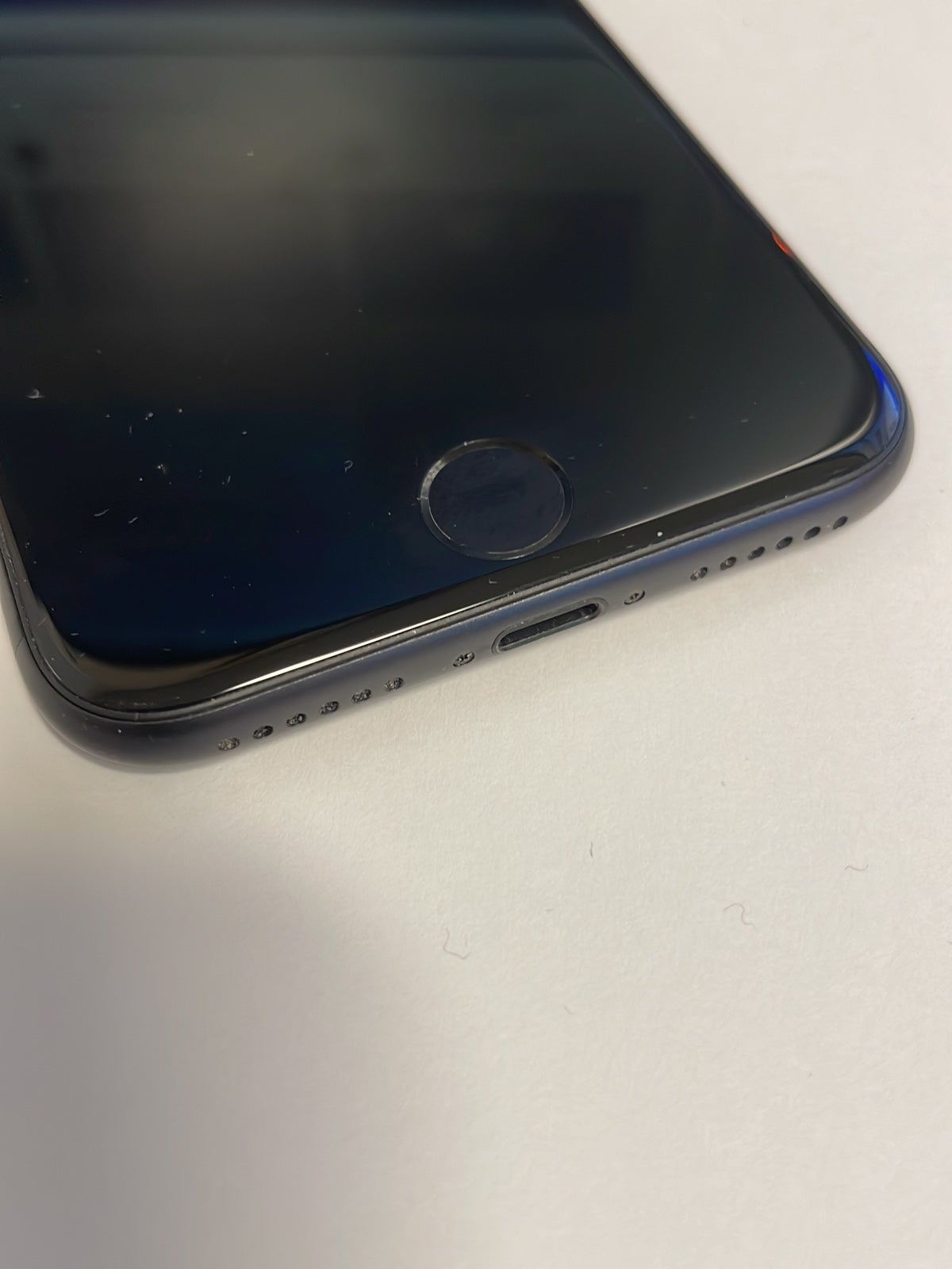 Apple iPhone 8 - 64GB - Space Gray (AT&T) A1905 hot (GSM) battery 98% health