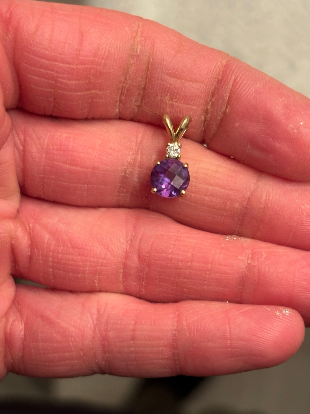 14k pendant