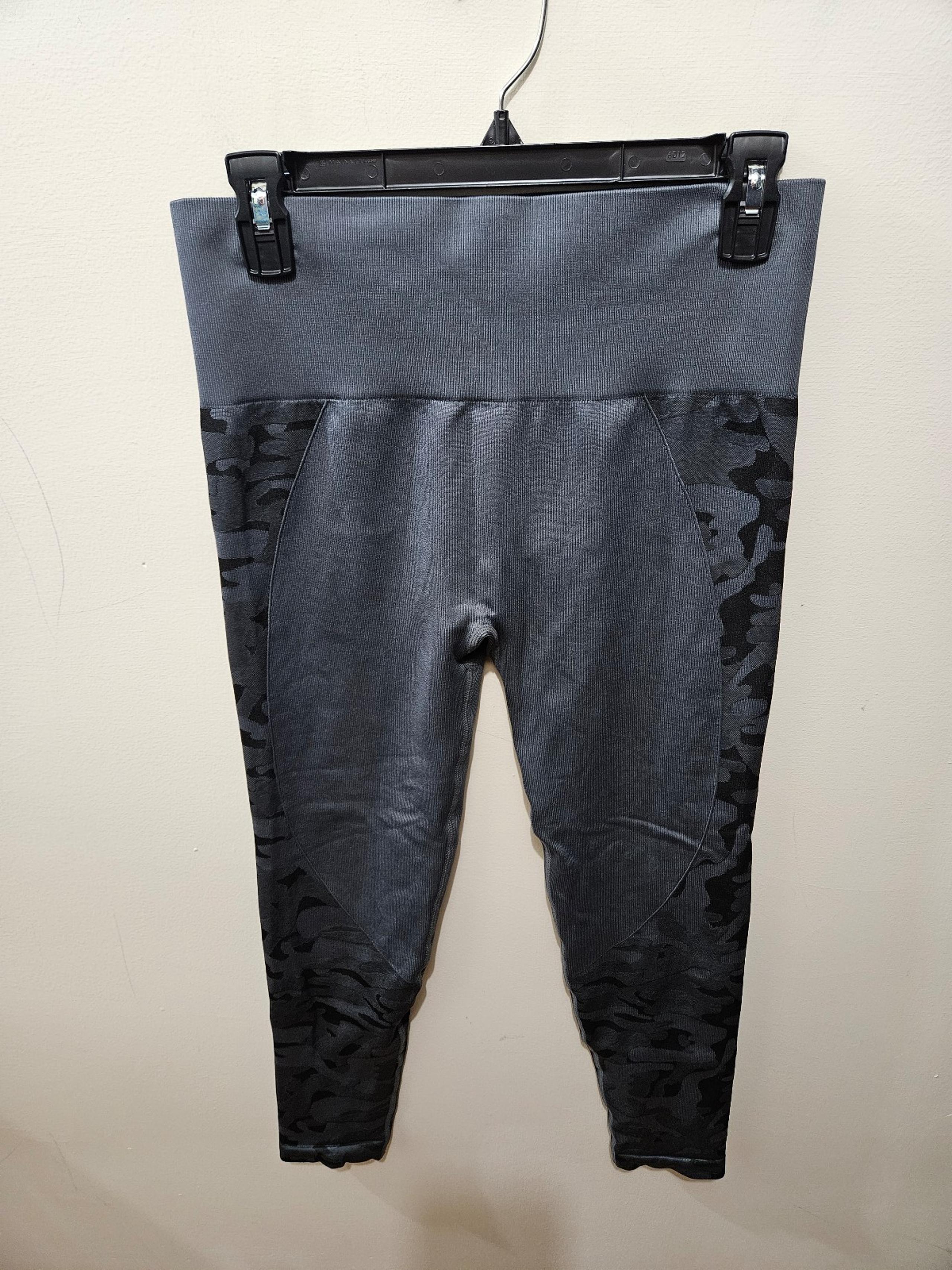 Zyia Active Gray Camo Compression Stretch Athletic Workout Leggings Large LG