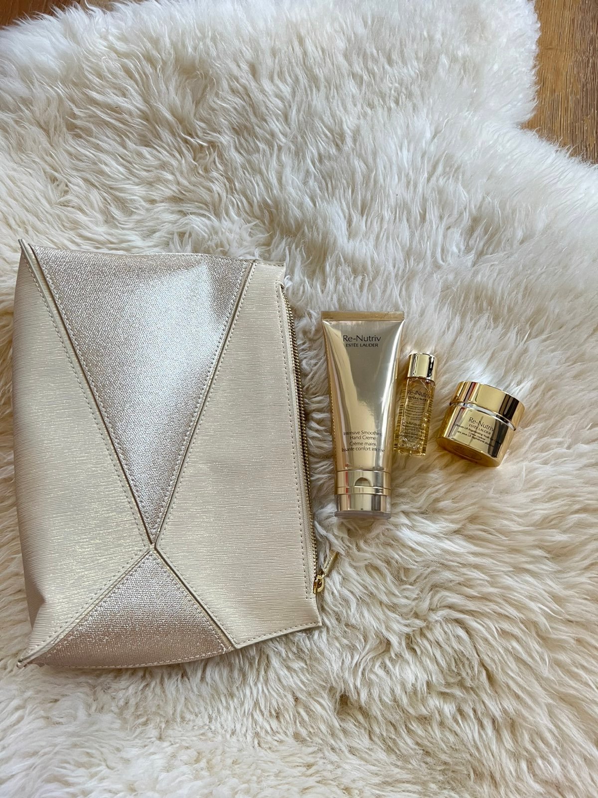 Estee Lauder RE- NUTRIV set (includes eye cream, hand cream and lotion)