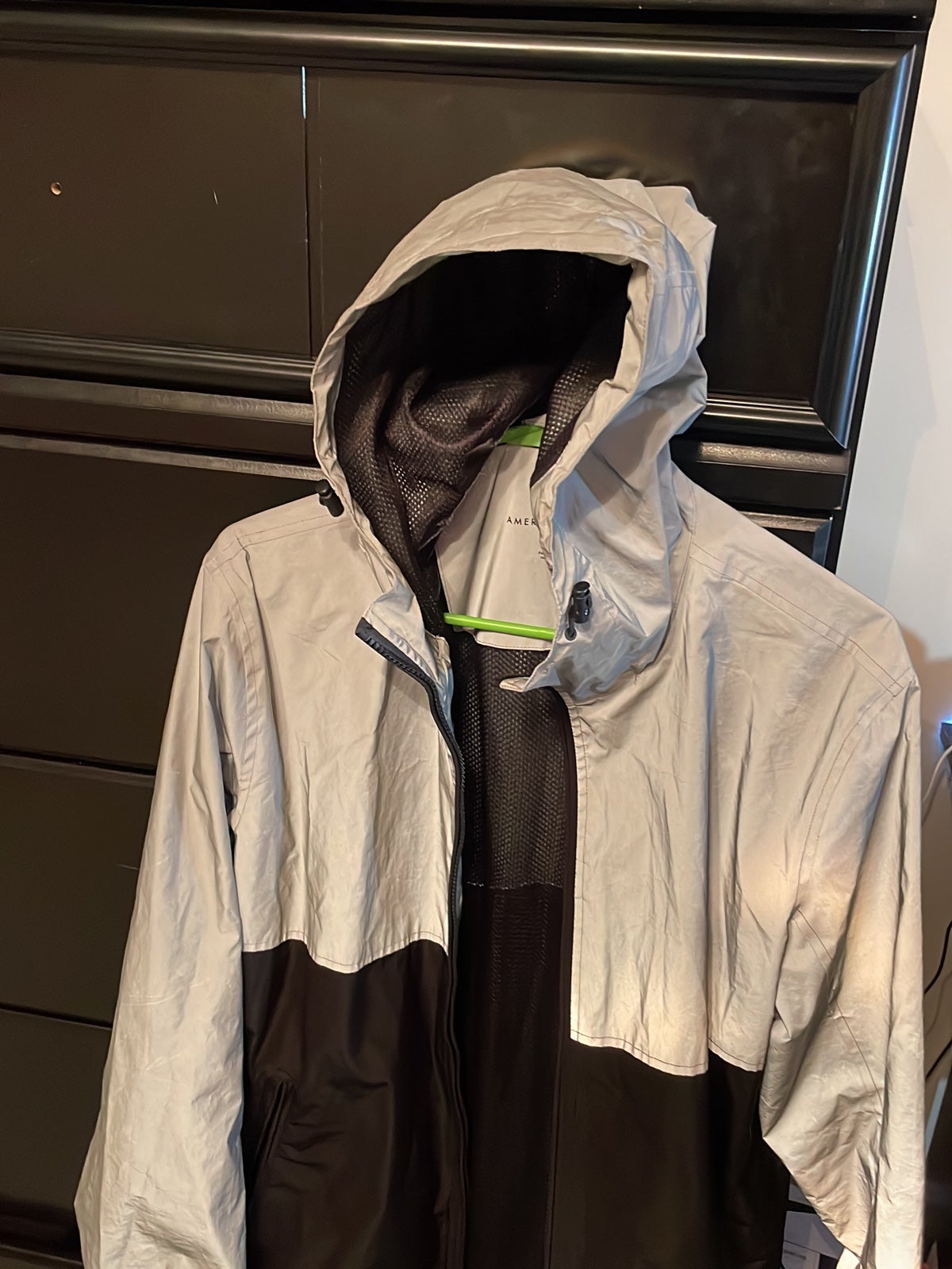 windbreaker Windbreaker