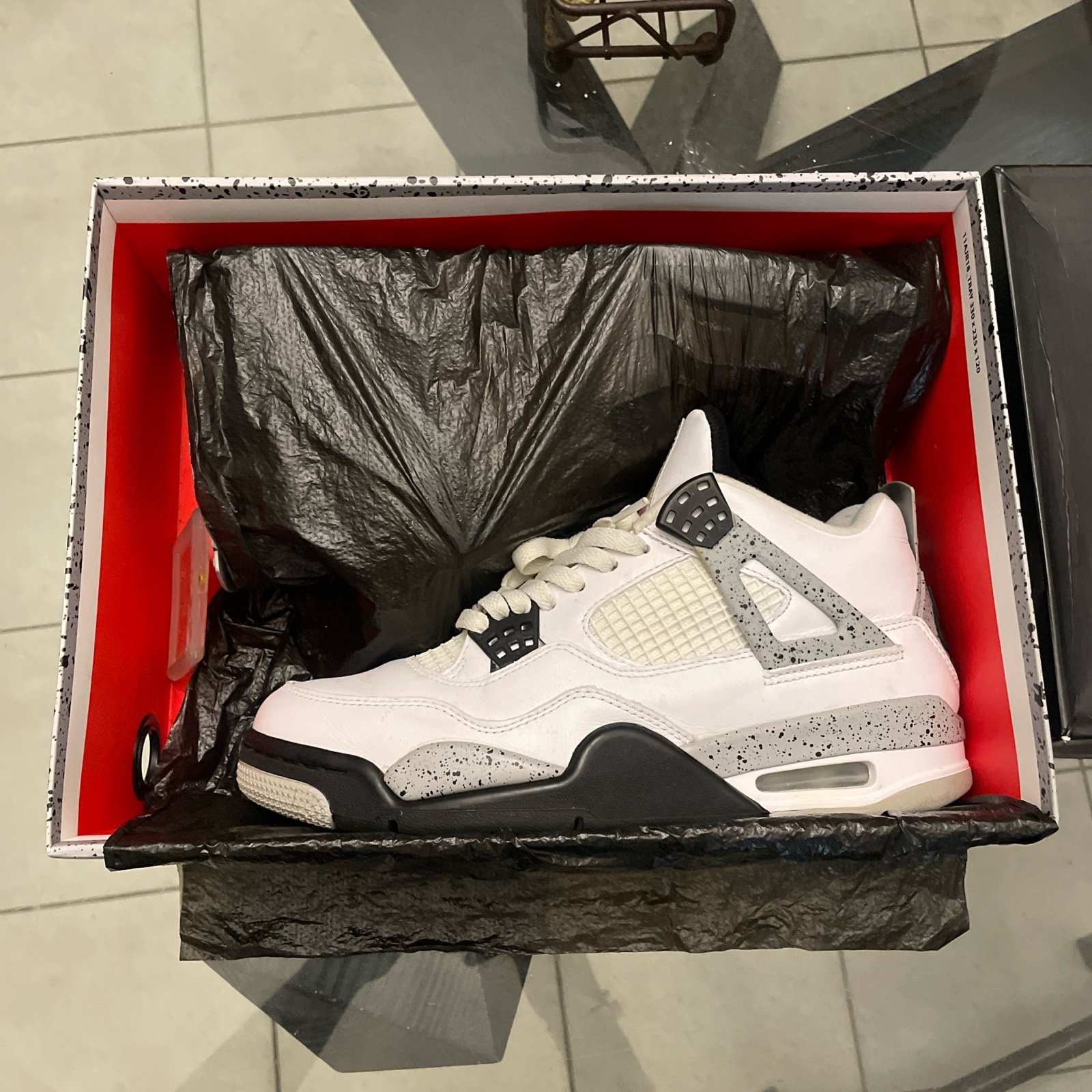 Jordan 4