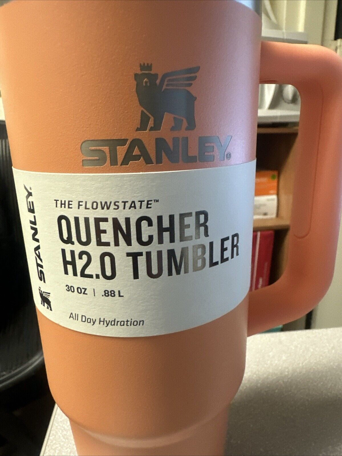 Stanley FlowState Quencher H2.0 *Target Exclusive* / 30oz Color: Fusion Coral