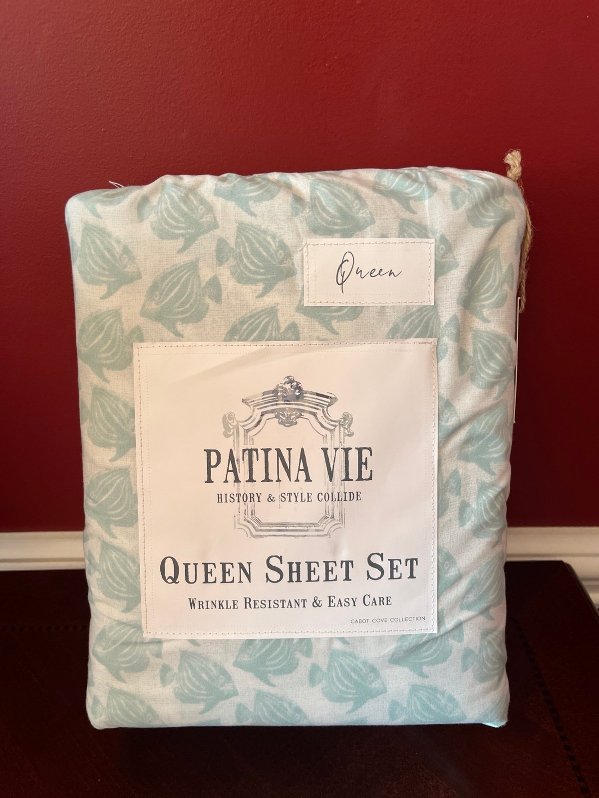 Patina Vie Queen Size Sheet Set Beautiful Blue Green Fish- Caelia Collection-NWT