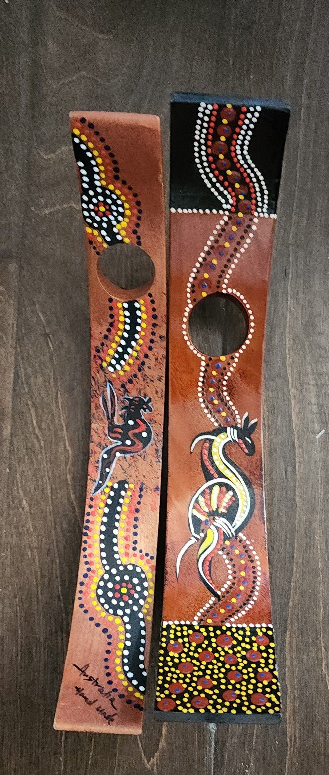 Boomiri Australia Boomerang Wine Bottle Holder Handpainted Australian Wine Bottl