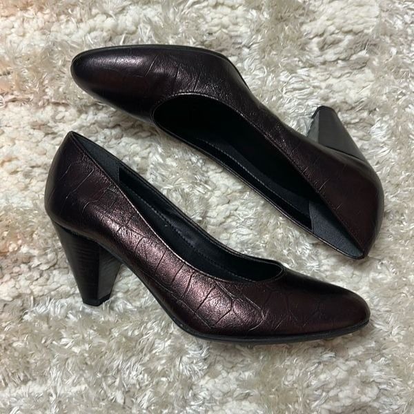 The Flexx Pumps Leather Women’s Size 7