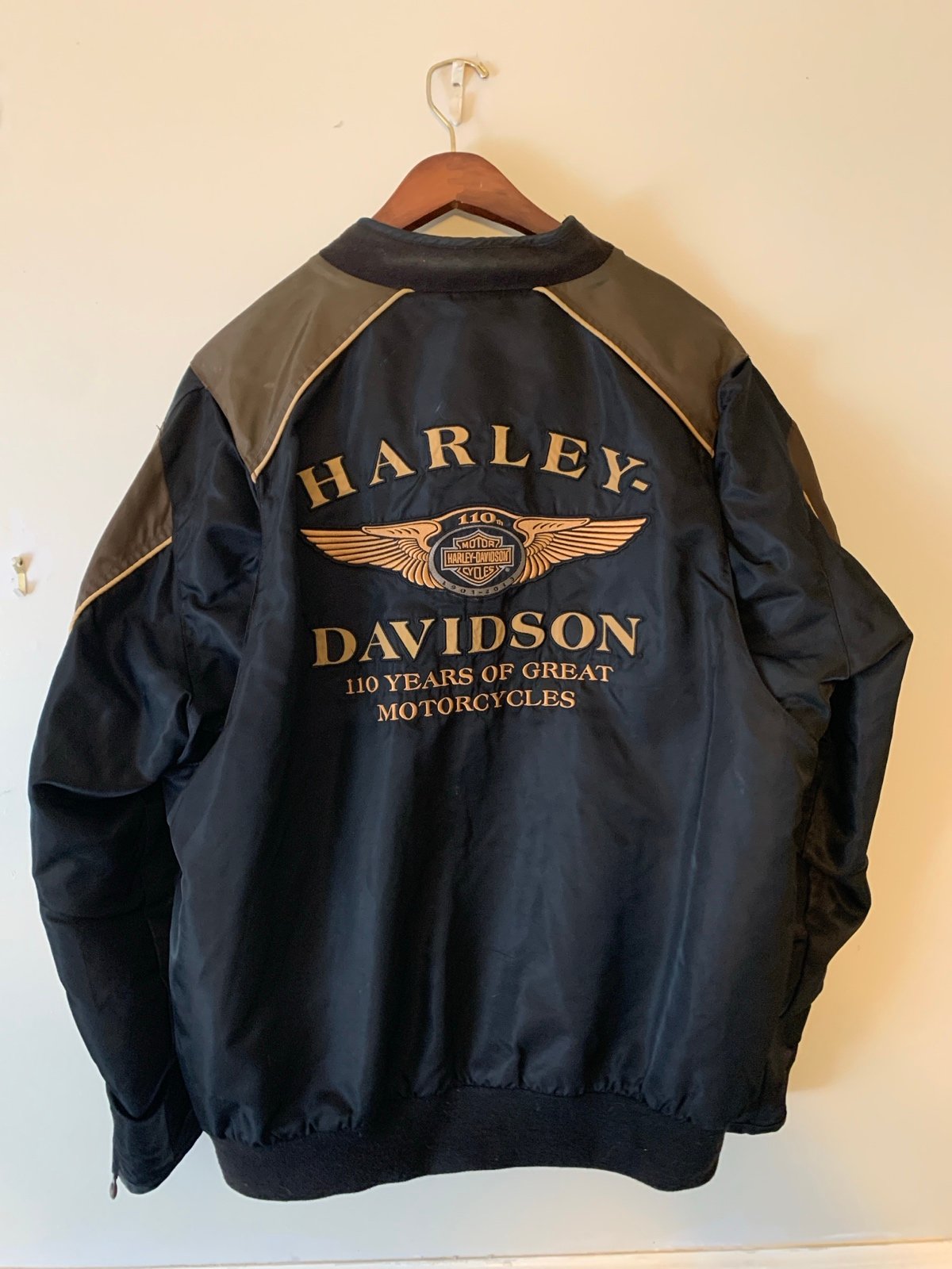 Harley Davidson 110th Anniversary NYLON Bomber Jacket Size XL Pre Owned