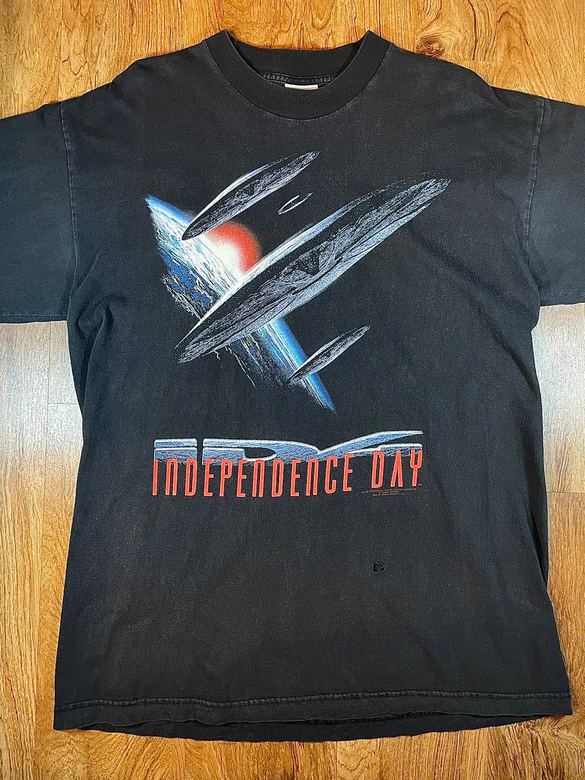 Vintage 1996 Independence Day Movie Promo Shirt Size X-Large shops Stanley Desantis