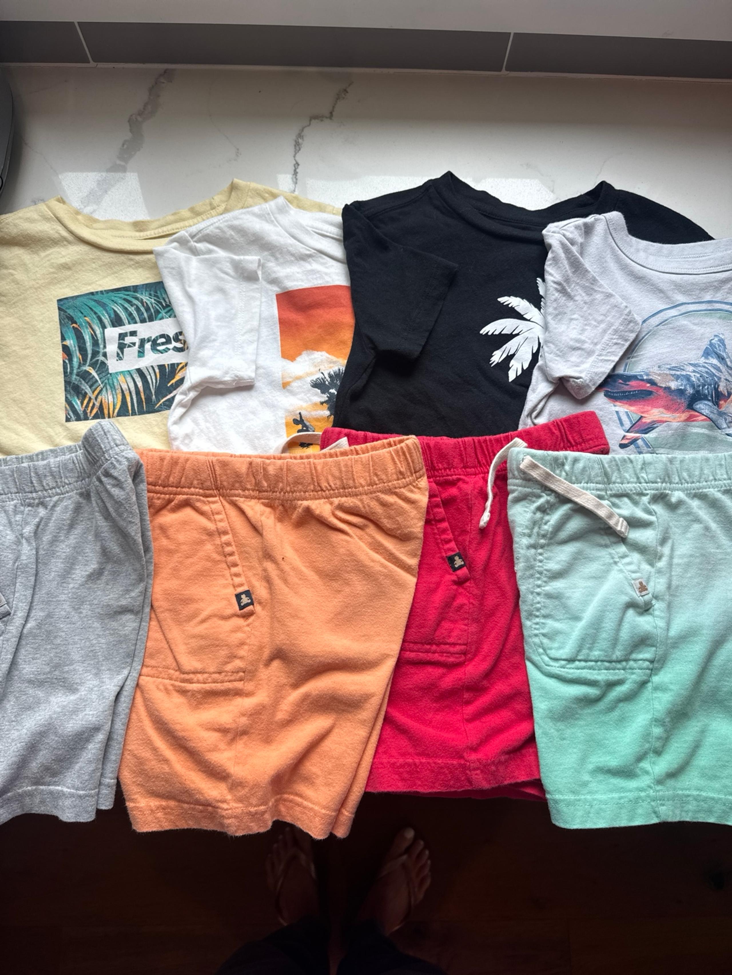 Boys Size 5 Gap bundle