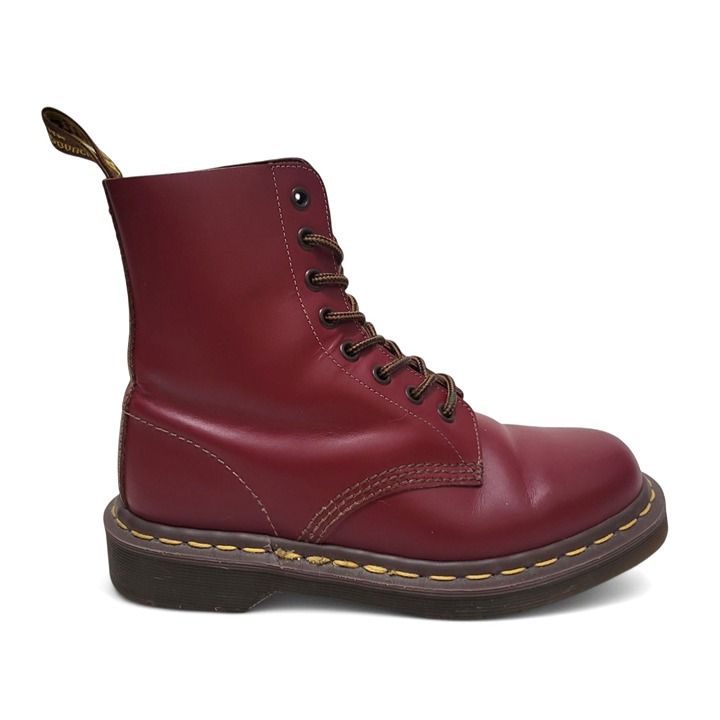 DR. MARTENS Combat Boot Oxblood Leather 8 Eye Made in England Classic Punk Oi!