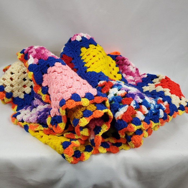 Beautiful Granny Square Crochet Knit Pattern Multicolored Afghan Sz 41in x 70in
