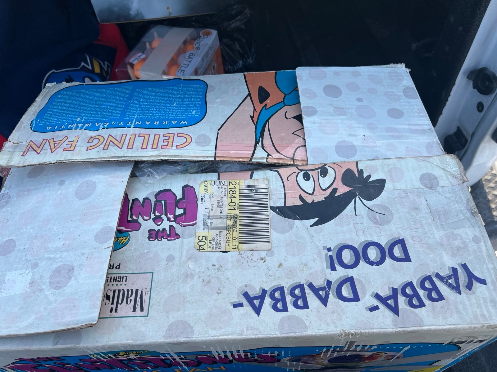 Madison Avenue The Flintstones Ceiling Fan, Vintage, Never Used, 42" - detail