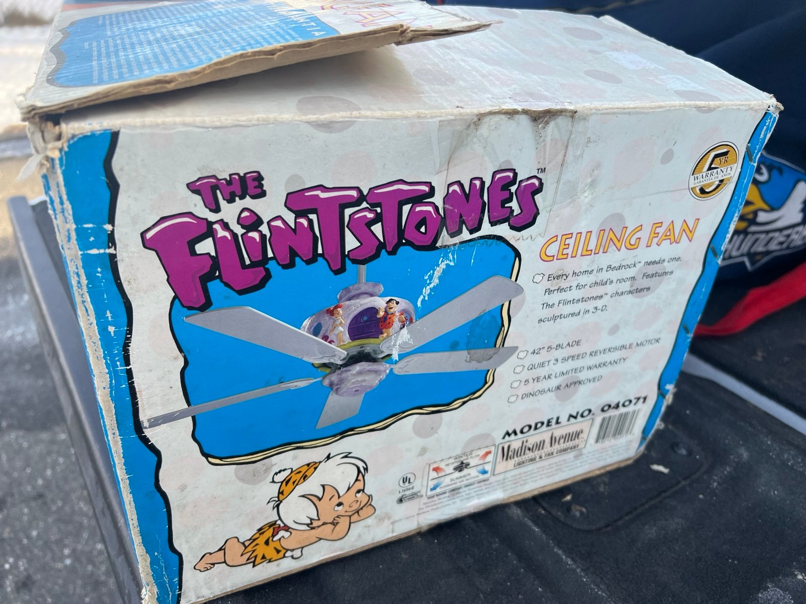 Madison Avenue The Flintstones Ceiling Fan, Vintage, Never Used, 42" - detail