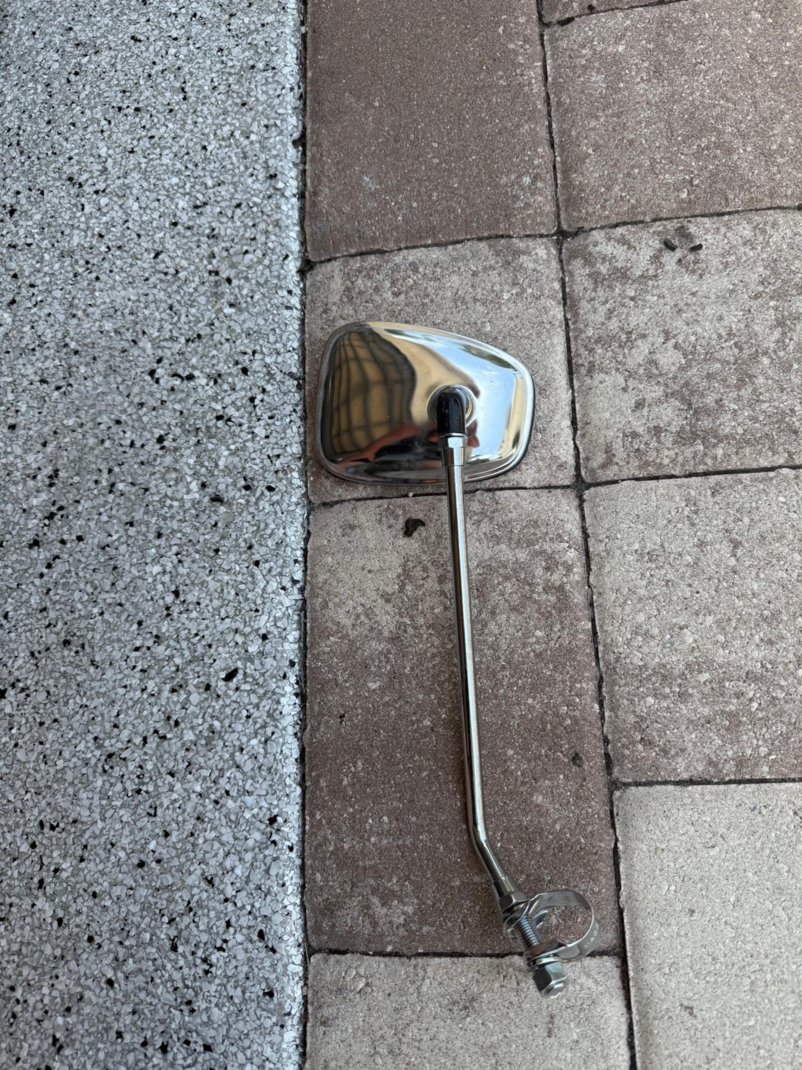 Universal bicycle mirror