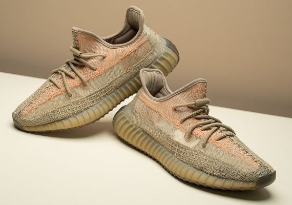 Adidas Yeezy Boost 350 V2 sand taupe