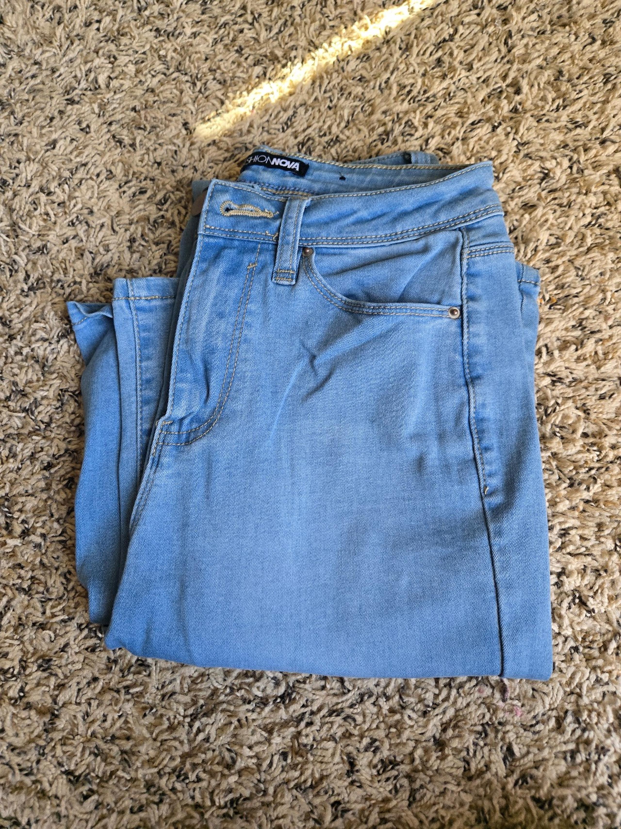 Fashion nova wide leg jeans