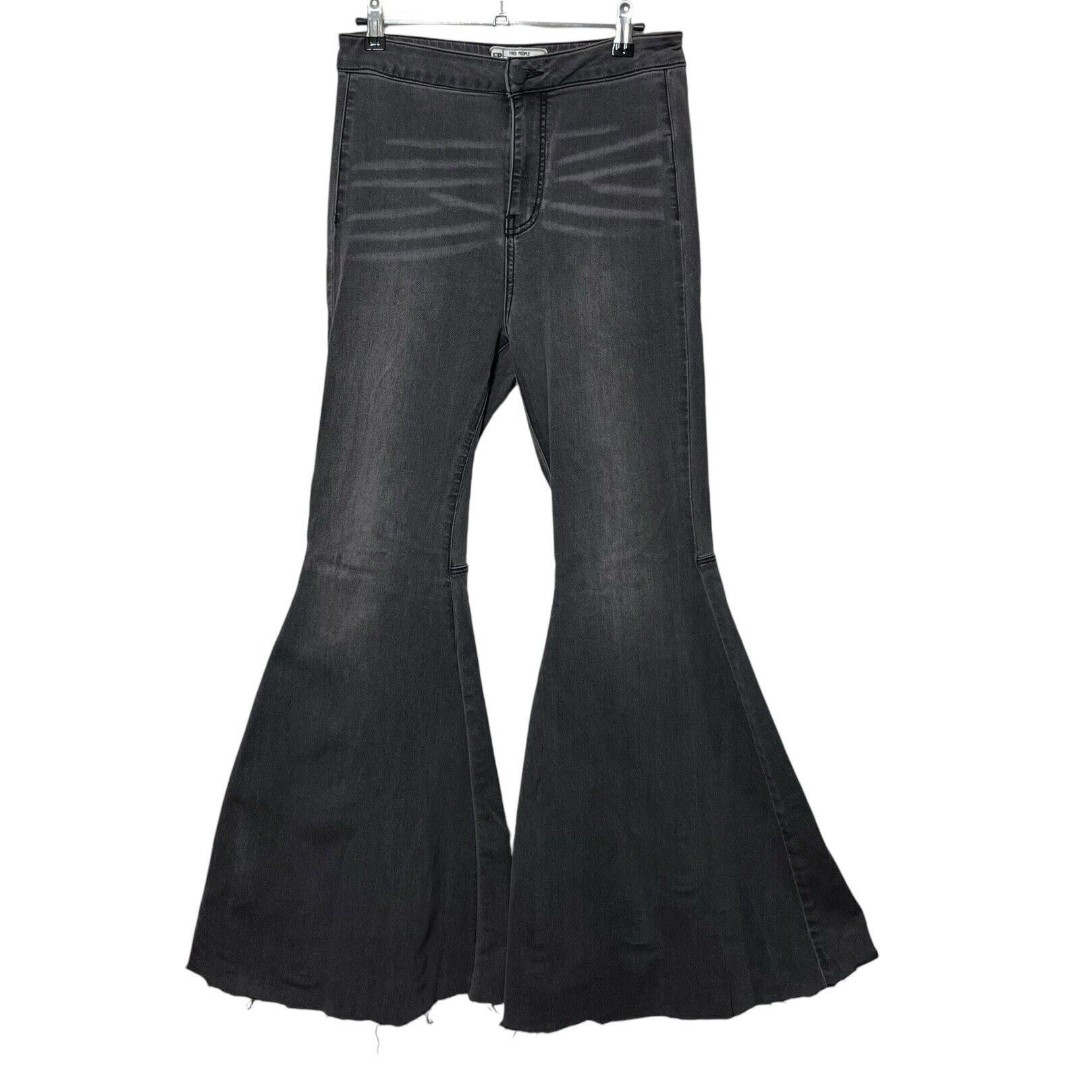 Free People We The Free Just Float On Flare Jeans Women’s Size 28 Short
