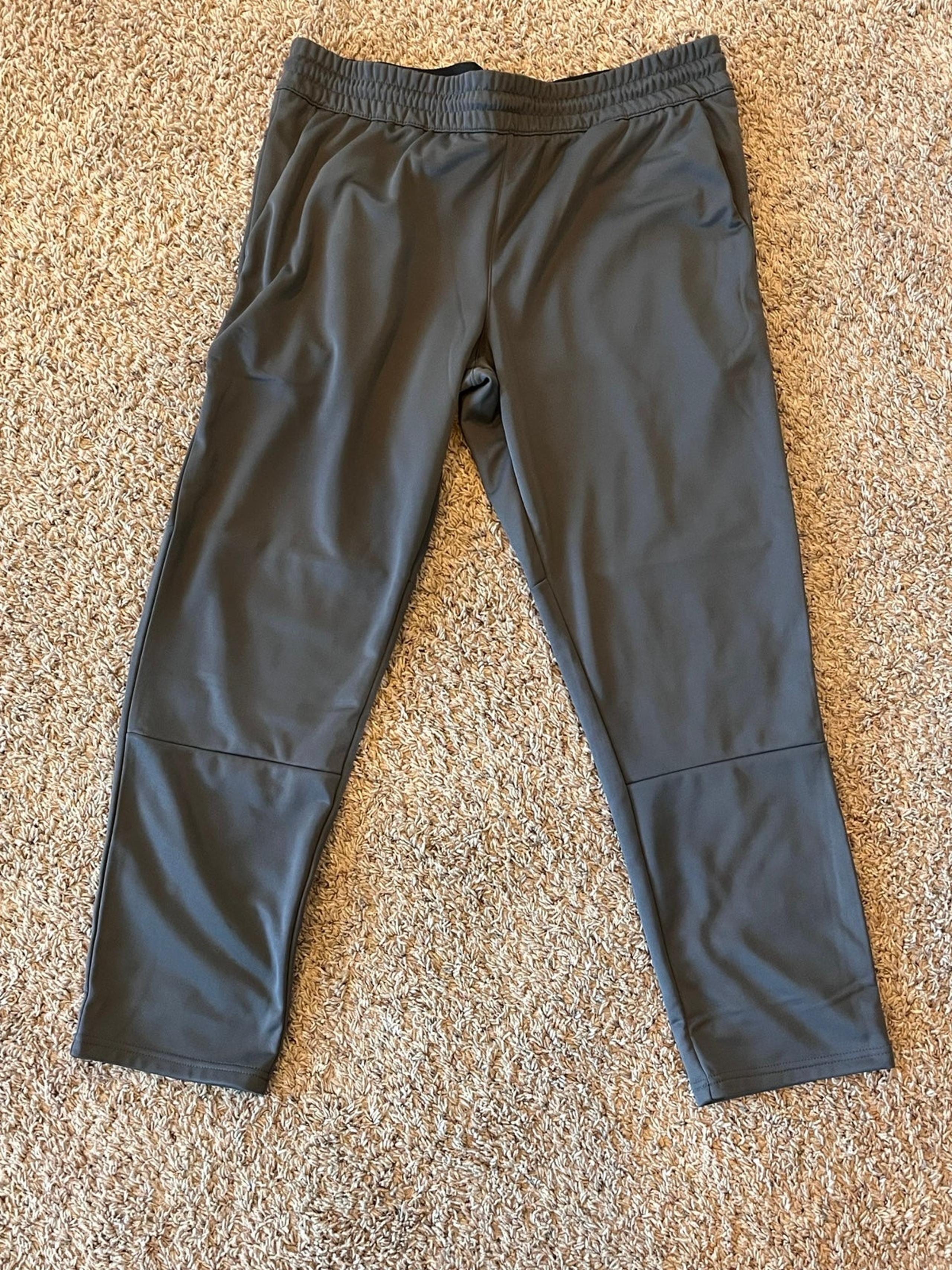 Men’s Member’s Mark Tech Fleece Pants - Size XL