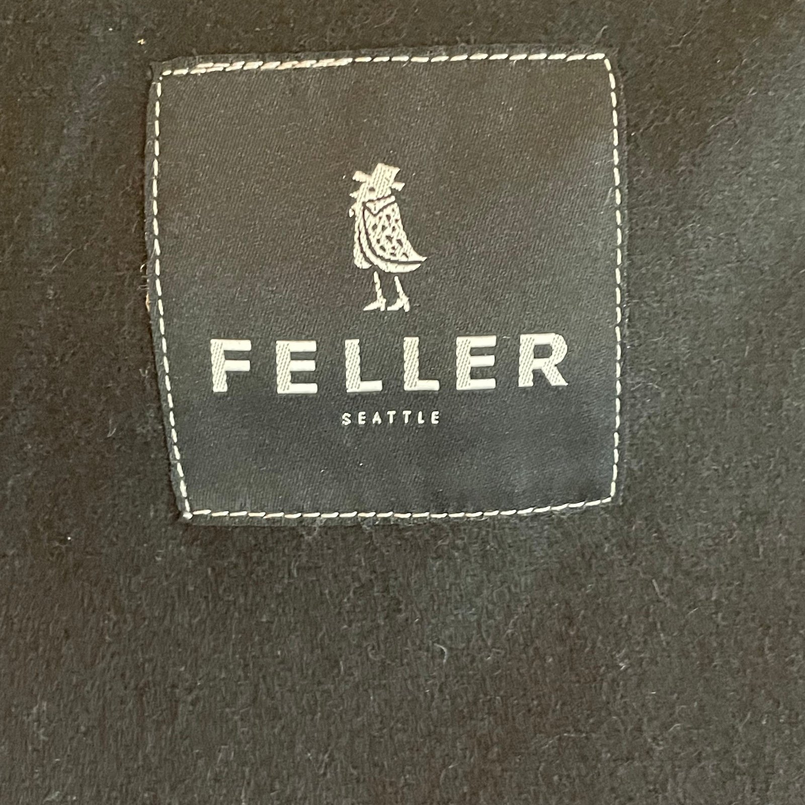 Feller Size Large Women's 85% Wool Vest Lightweight Liner Black