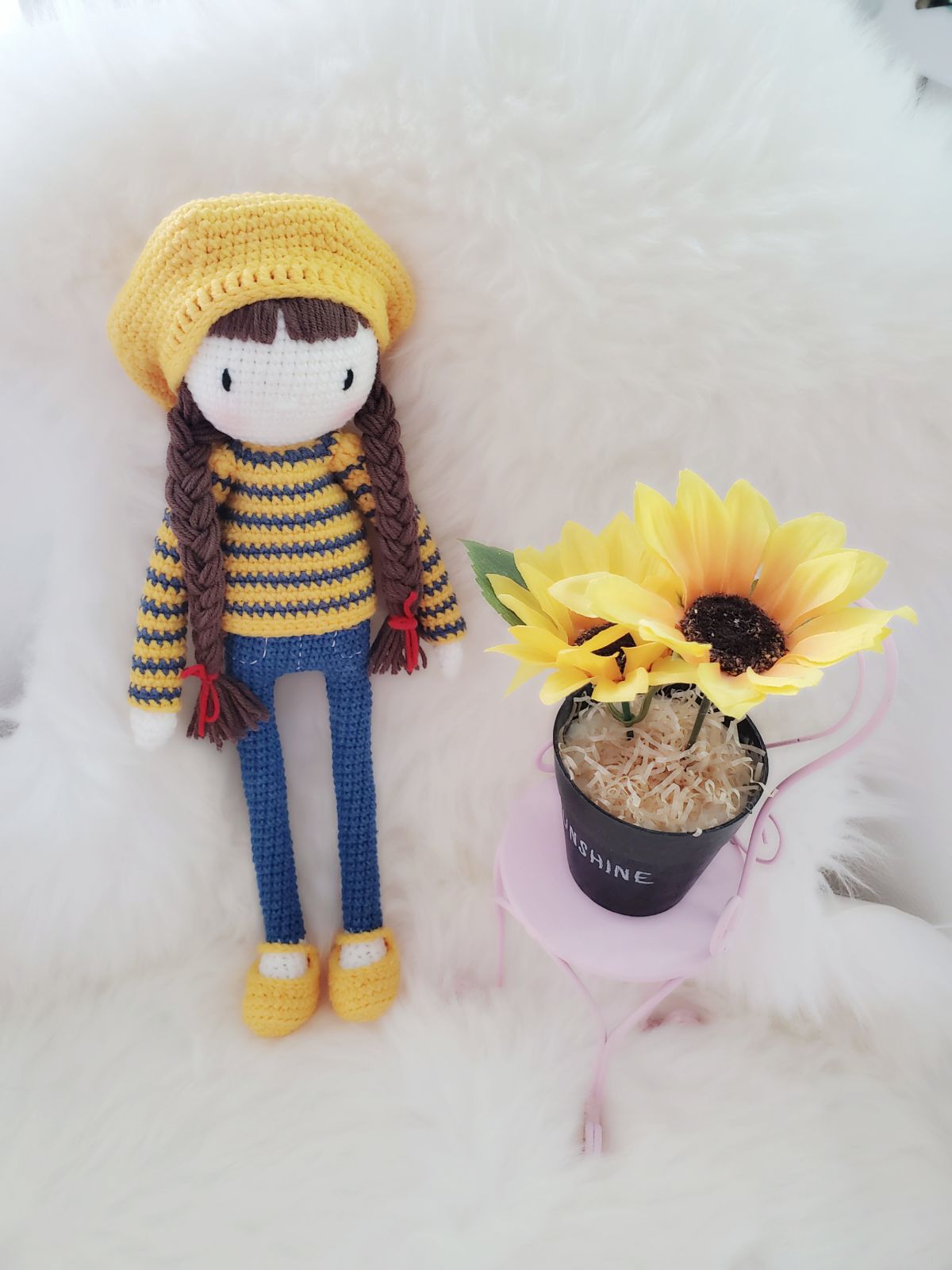 Crochet handmade qamigurumi doll