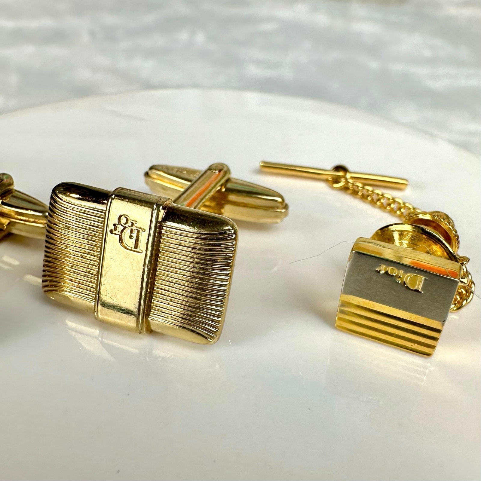 Christian Dior Cufflinks and Tie Pin Beautiful Very GOOD