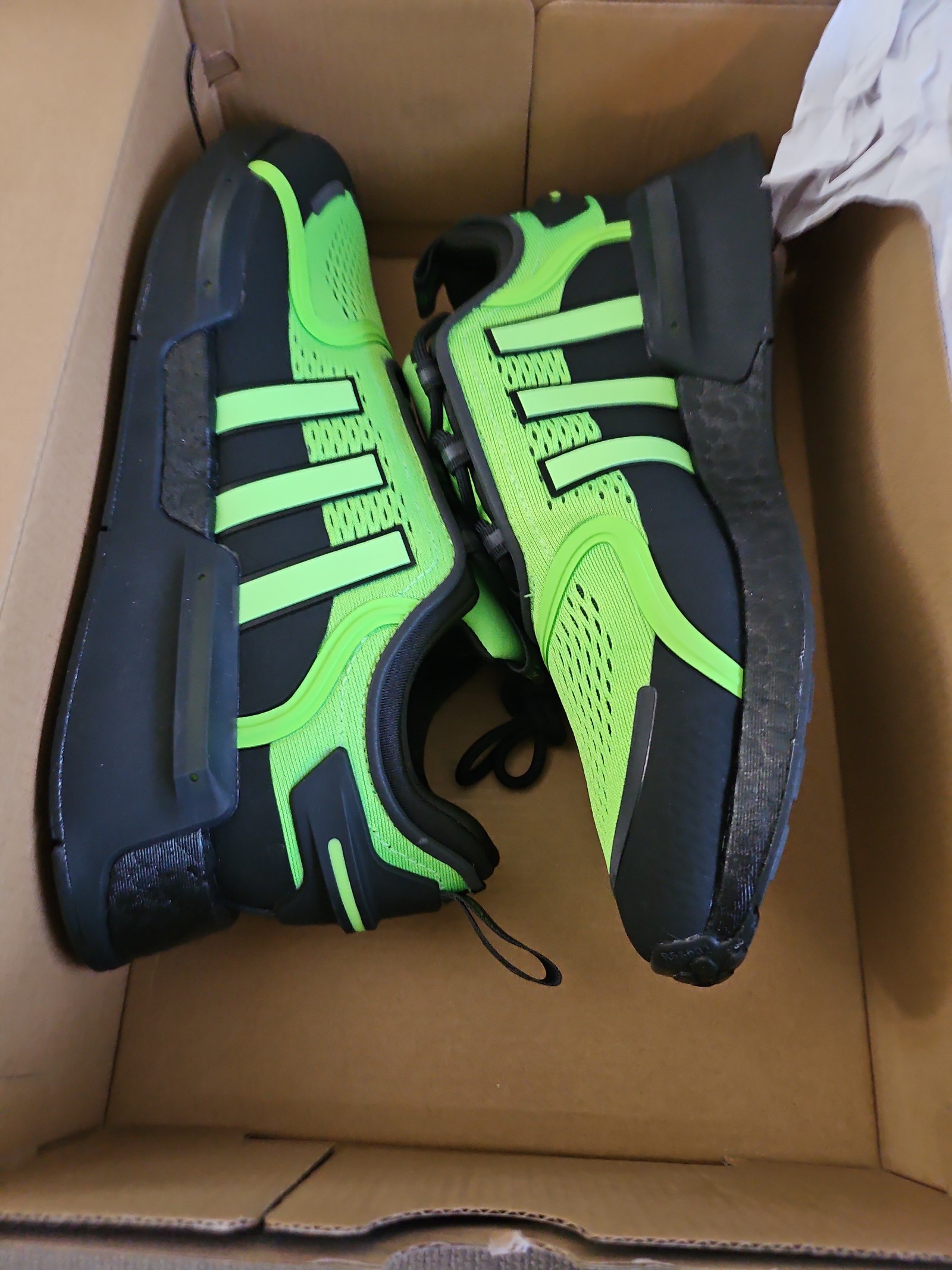 Adidas Originals NMD V3 Men Solar Green Carbon Black Shoes FZ6495 size 10.5