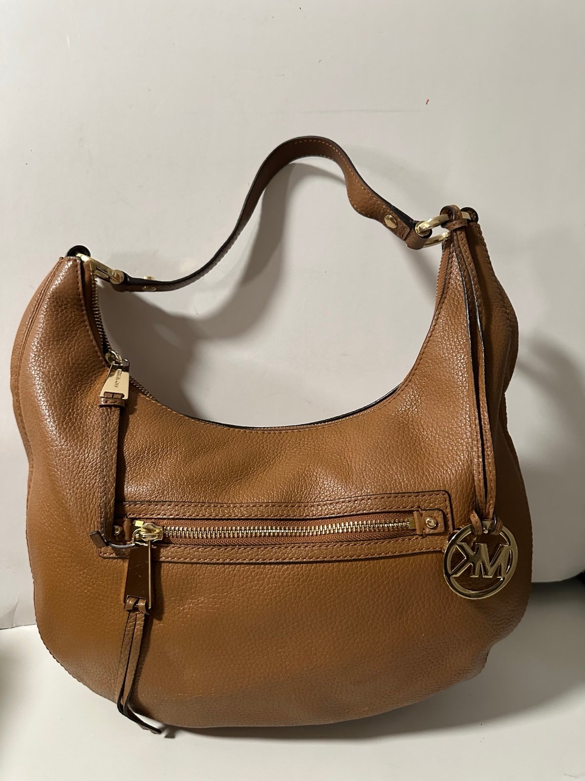 Michael Michael Kors Brown Leather Hobo Shoulder Bag.