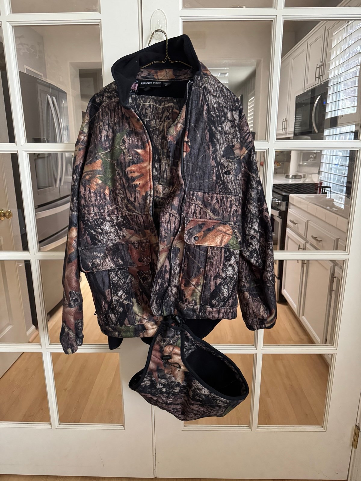 Hunting jacket and pants