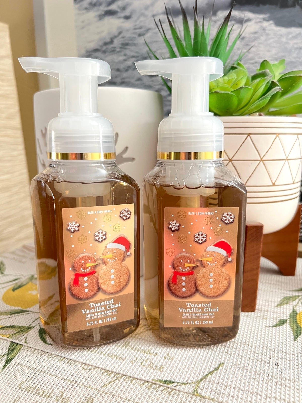 Bath and Body Works Toasted Vanilla Chai hand soaps