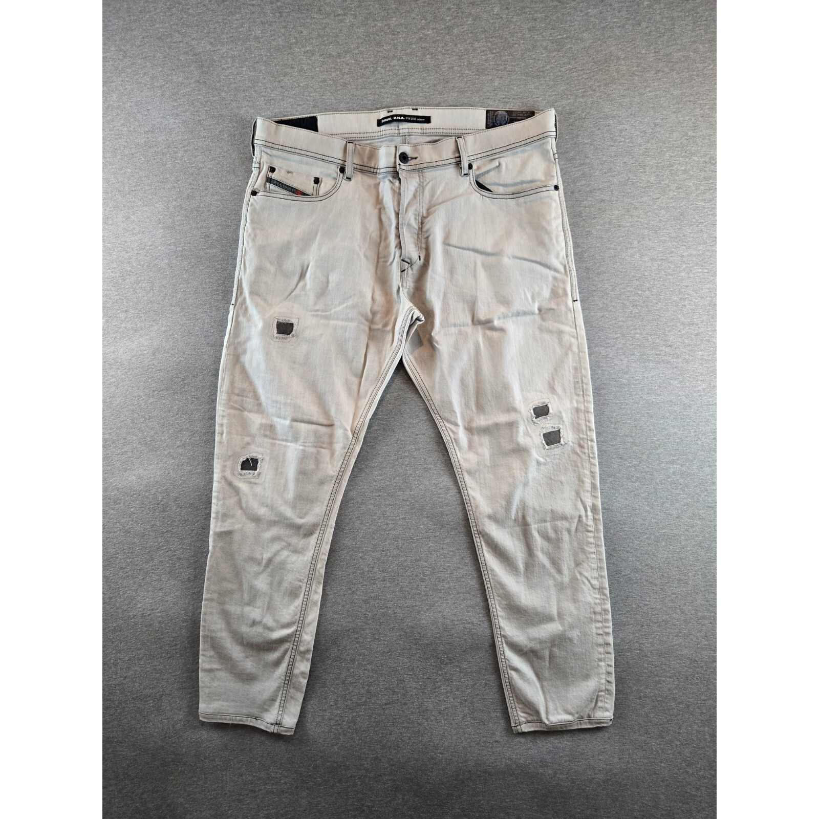 Diesel DNA Collection Tepphar Slim-Carrot Jeans Men 38x32 Gray 0676M Stretch