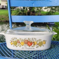 Vintage La Marjolaine Spice Of Life 2 quart Corning Ware A2B,+ A9C Lid.
