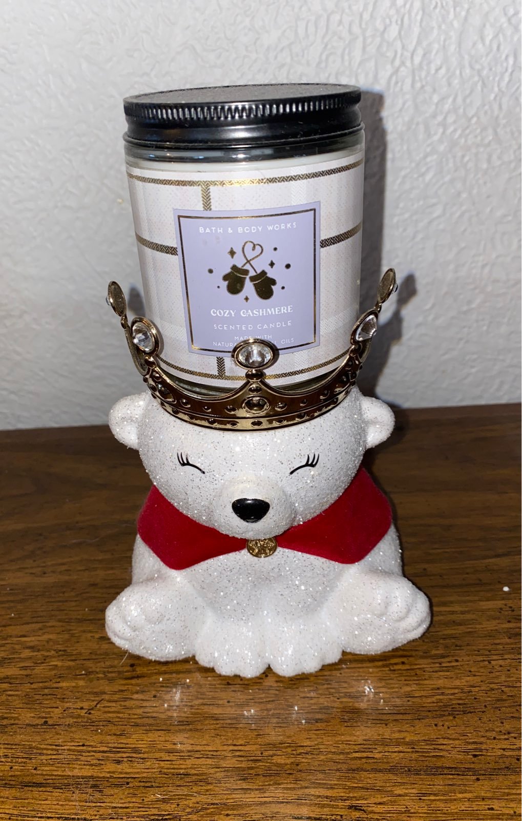 Queen Bear Single Wick Candle Holder