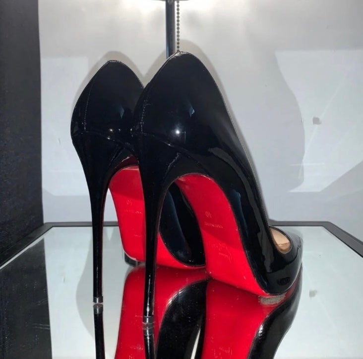 Christian Louboutin So Kate Pumps