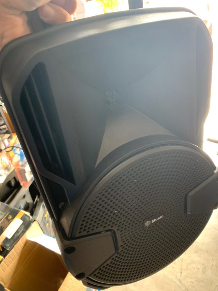 Portable speaker blutooth