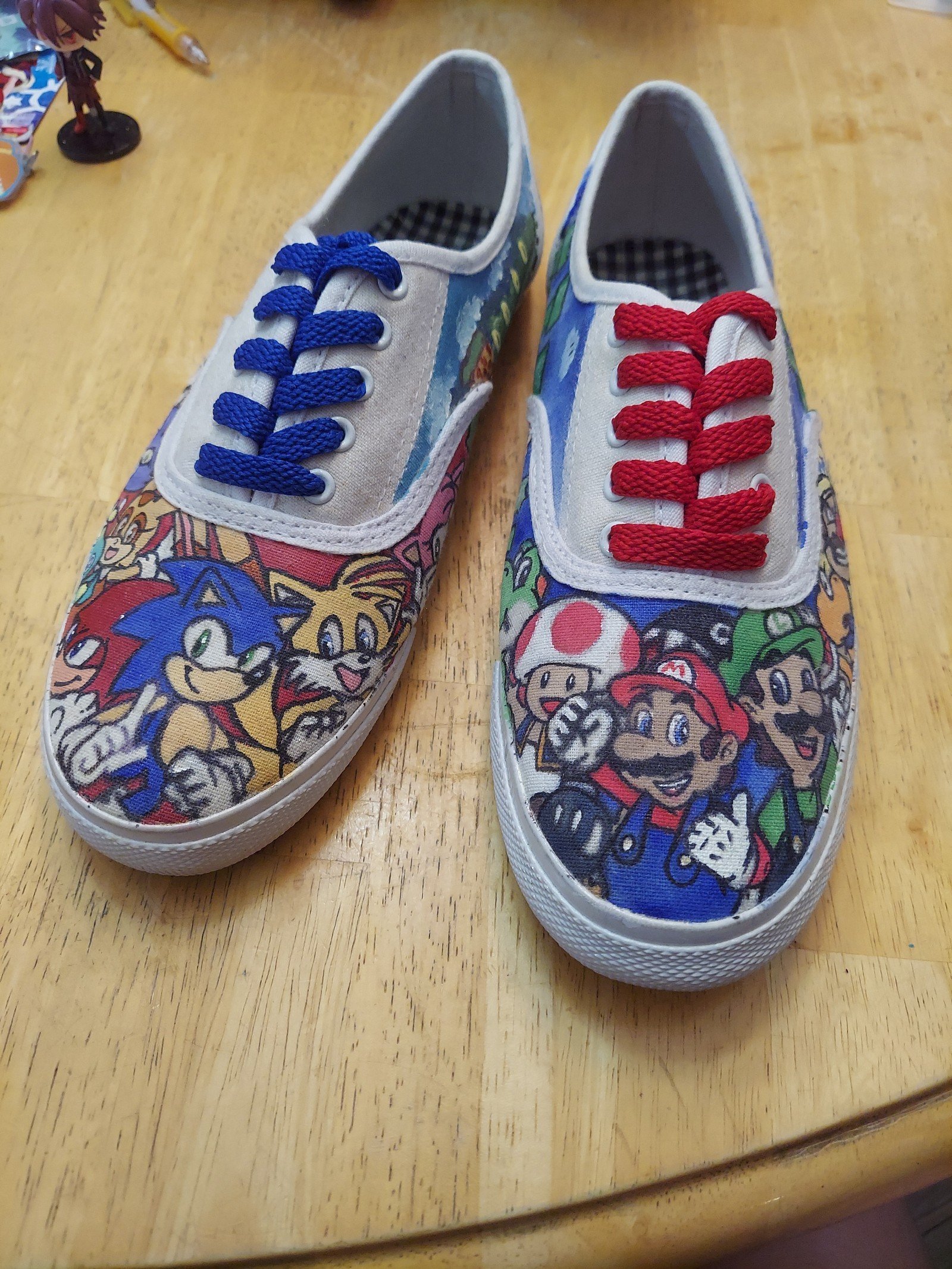 Mario & Sonic hand painted lace up sneakers size 8