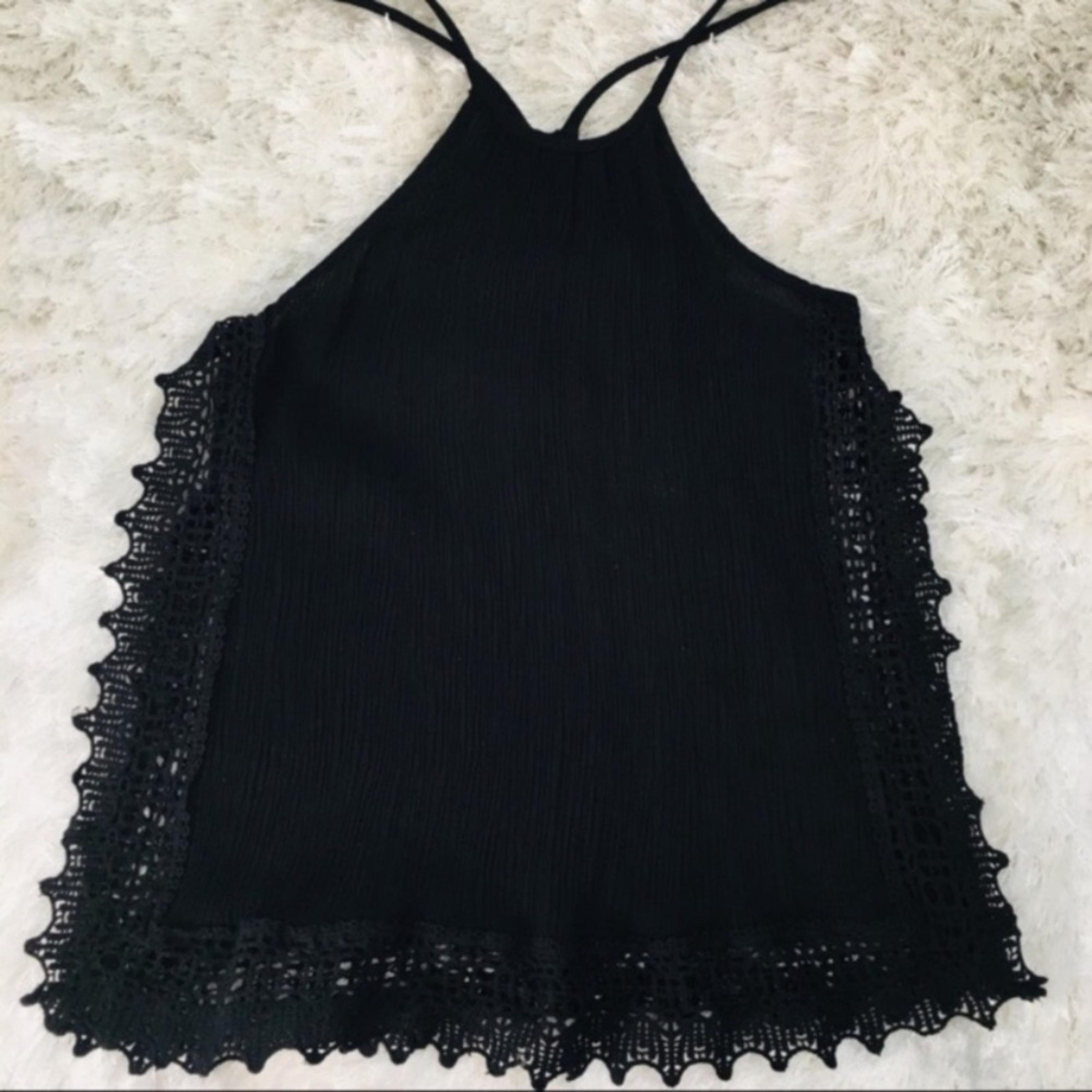 Black Crinkle Tank Top Crochet Trim XS