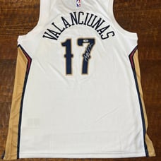 Jonas Valanciunas Signed New Orleans Pelicans Jersey PSA DNA Coa Autographed