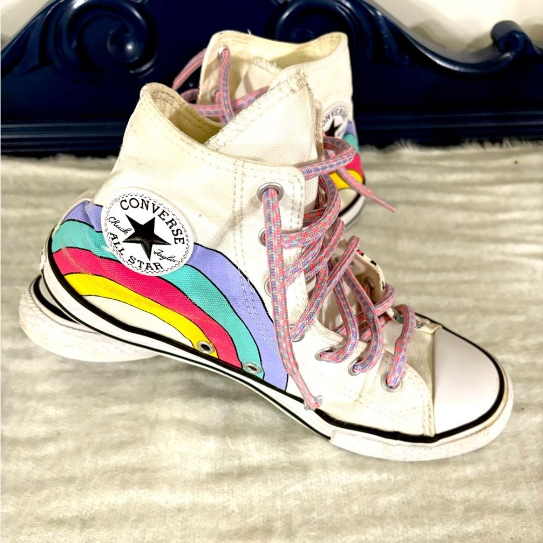 Converse High-Top Sneakers with Rainbow and unicorn Design Size 5